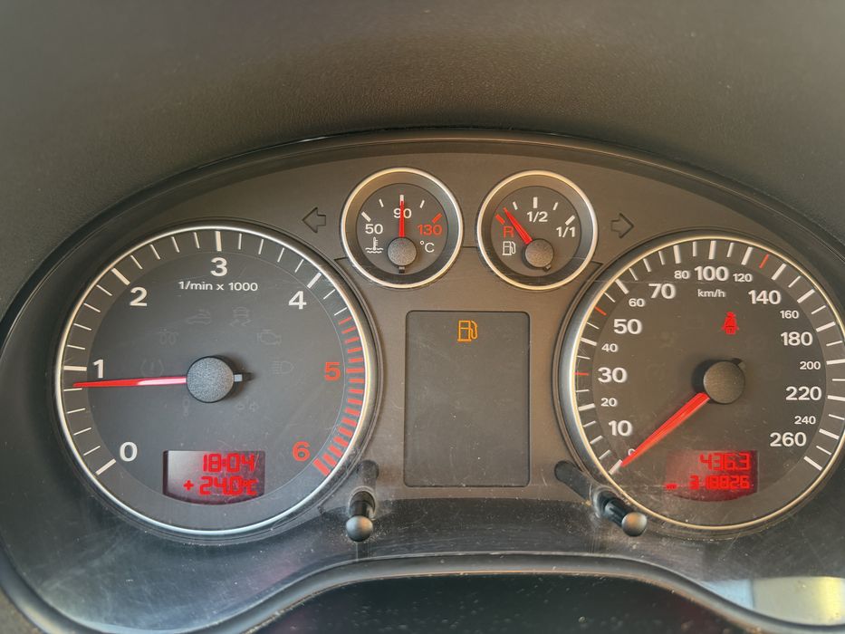 Audi A3 8P 1.9 TDI PD130 ASZ 5Portas
