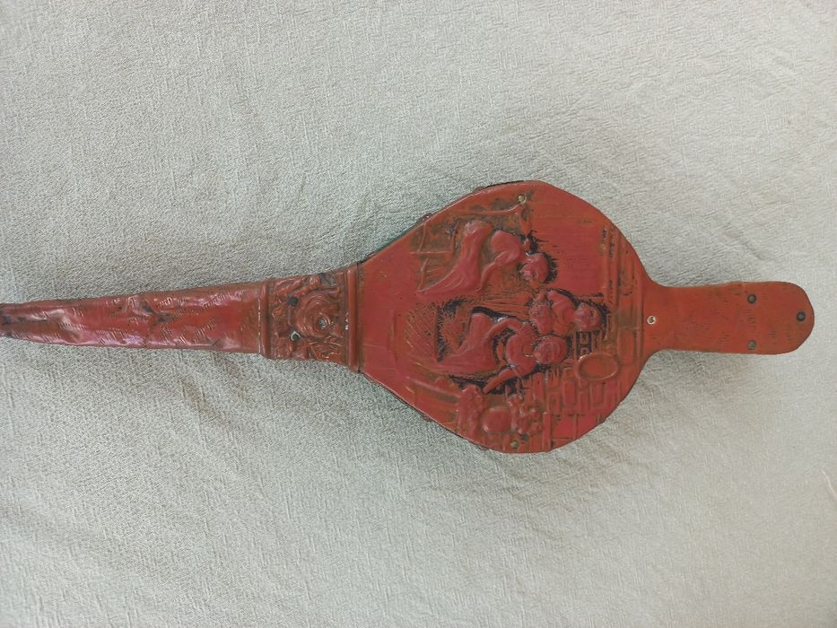 Fole de madeira e cobre chapeado