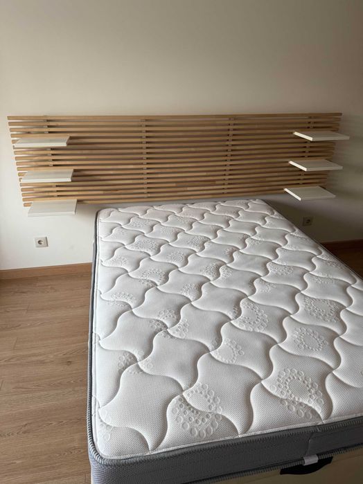 Cama Sommier c/ Arrumação + Cabeceira Madeira