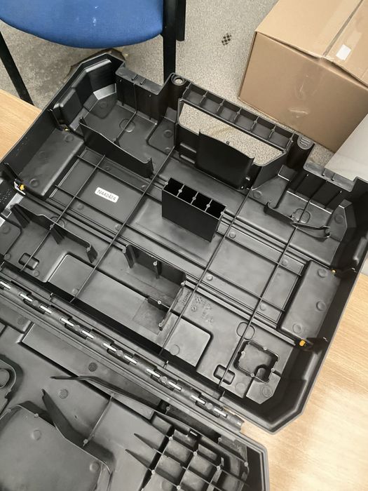 Walizka od wkrętarki DeWalt