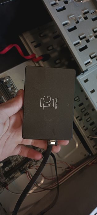 Продам корпус от ПК со всеми внутристями