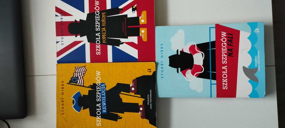 Szkoła szpiegów: Rewolucja, Podbija Europę, Na fali