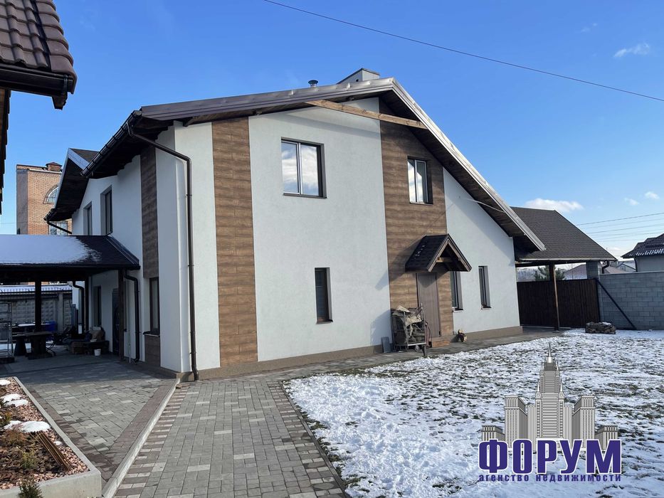 Продам новый дом 280 кв.м. Бородинский мкрн.183000  у.е.
