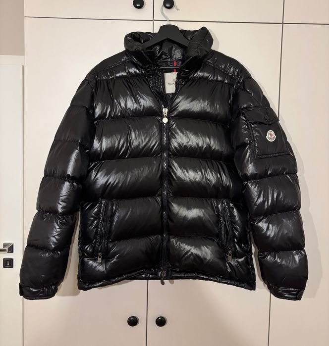 Czarna zimowa kurtka puchowa męska L Moncler