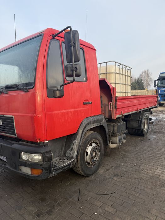 MAN LE220C rok 2001 diesel 37 000 tys  brutto