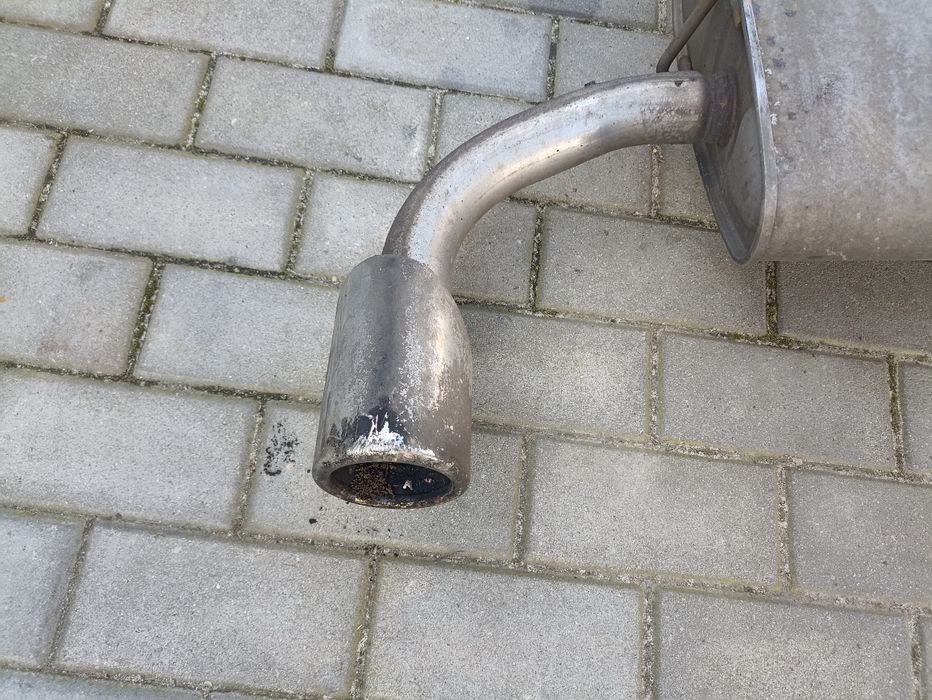 Volvo V40  Koncowka Wydechu R Design