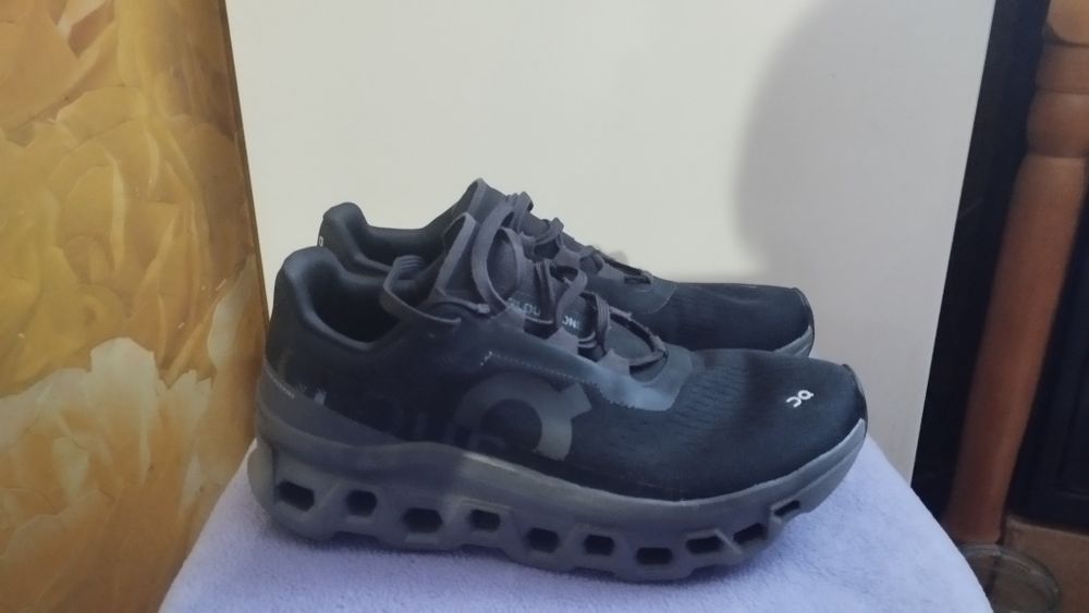 Кросівки  для  бігу