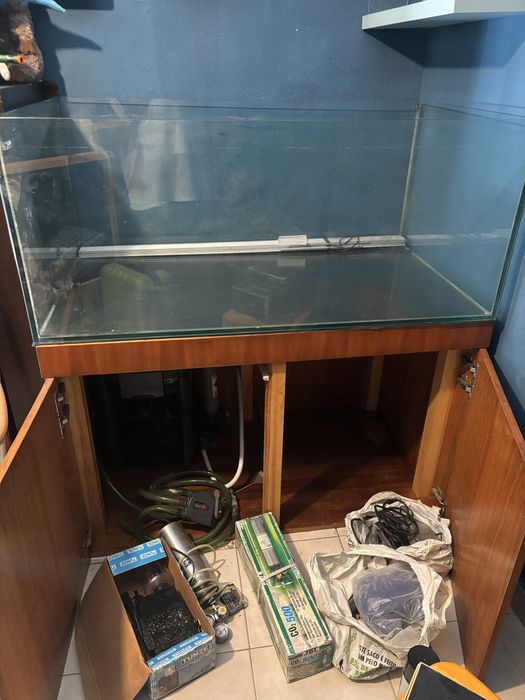Vendo Aquário Completo