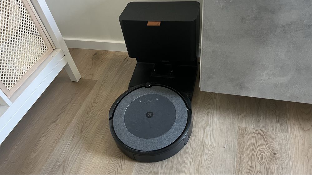 Robot i5 + roomba