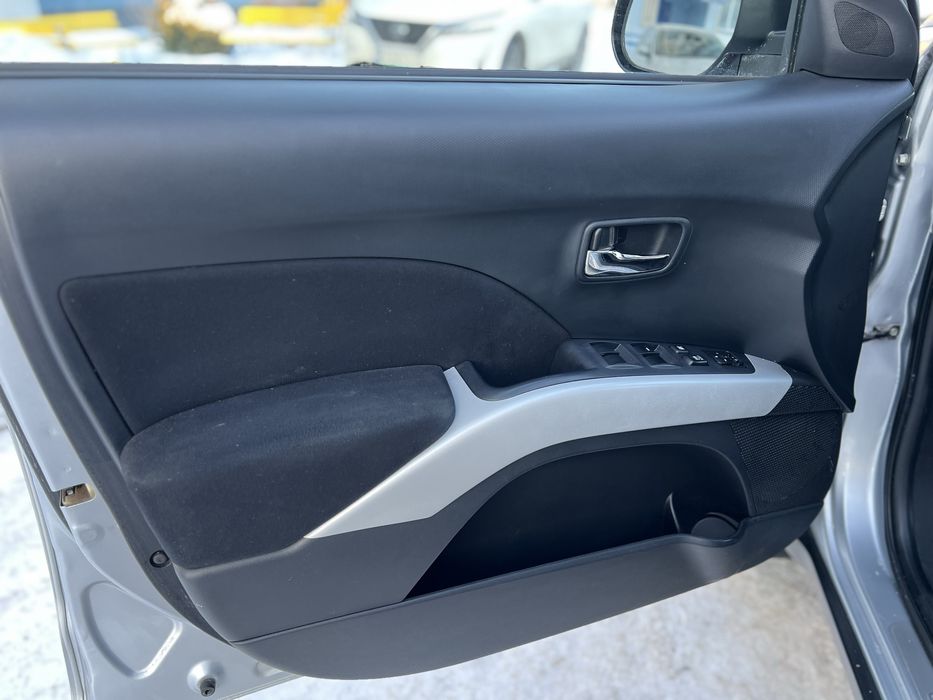 Mitsubishi Outlander XL 2.4 механика 2008г