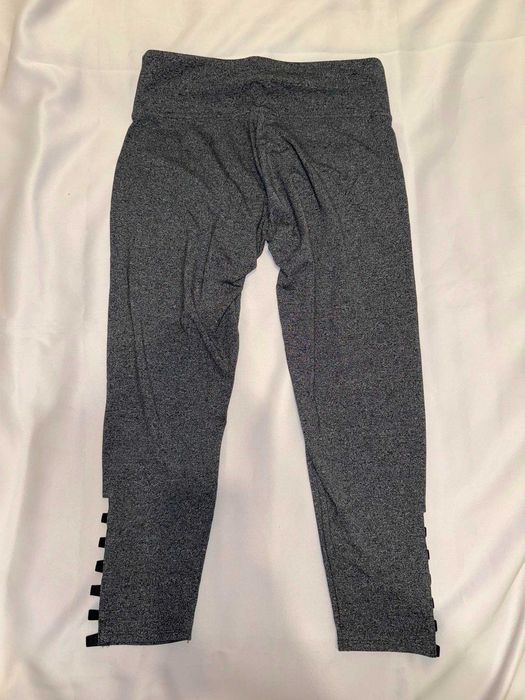 Victoria's Secret capri sportowe M