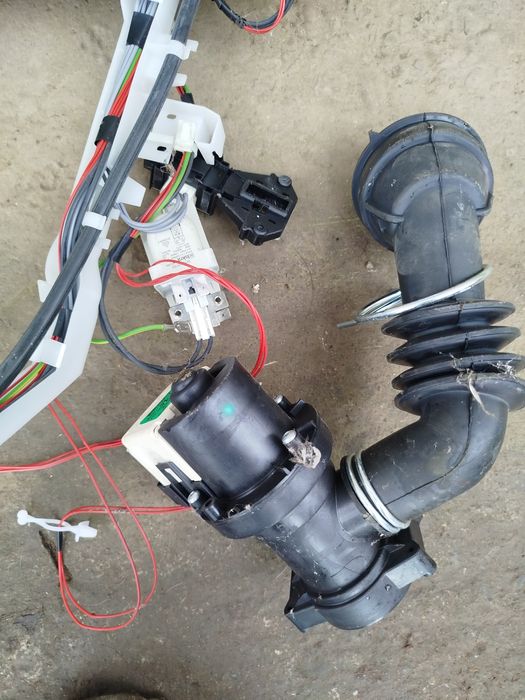 Продам запчастини для пральної машини