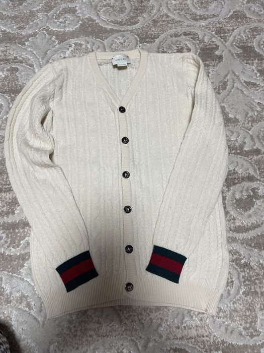 Gucci пуловер на хлопчика 12 років