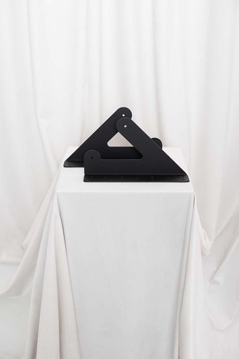 Kątownik dla schodów tymczasowych