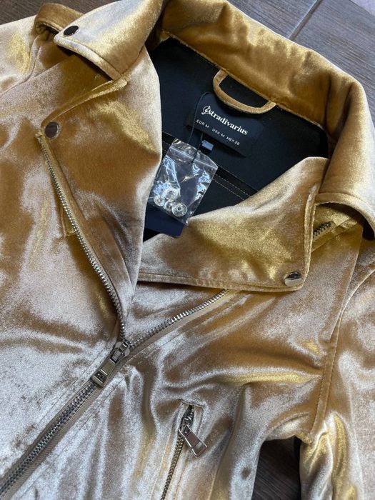 Косуха от Stradivarius