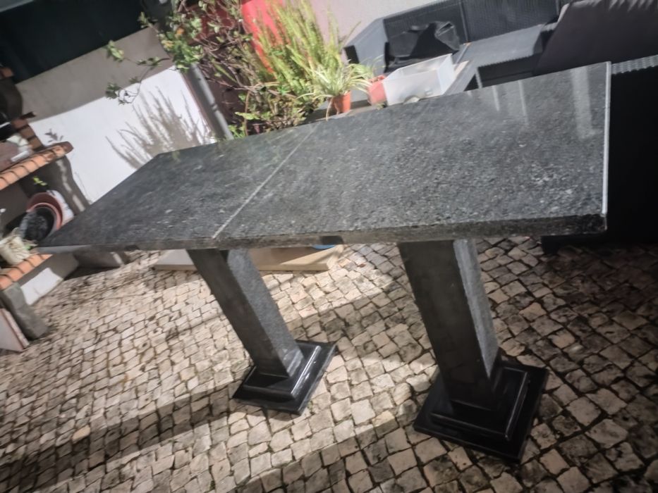 Mesa de Granito semi nova