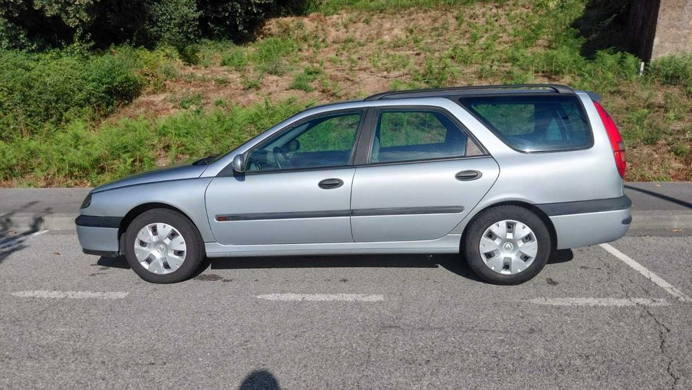 Renault Laguna Break 1.9dTi RXE c/ Android Auto + Câmara Traseira