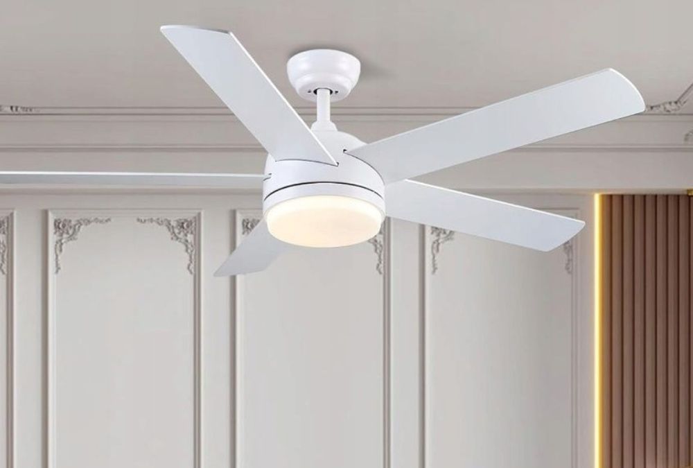 Lampa z wentylatorem