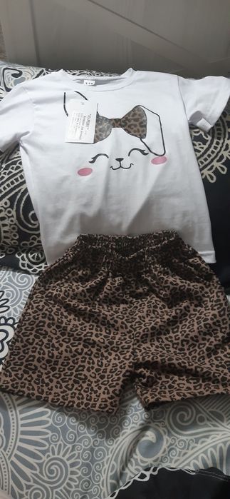 Костюм на дівчинку