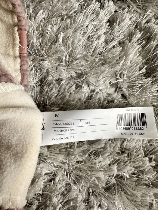 4F czapka zimowa damska M ekstra z pomponem