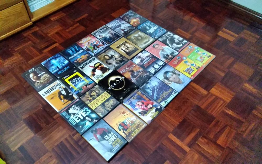 COLEÇÃO DE DVDs (vários géneros)