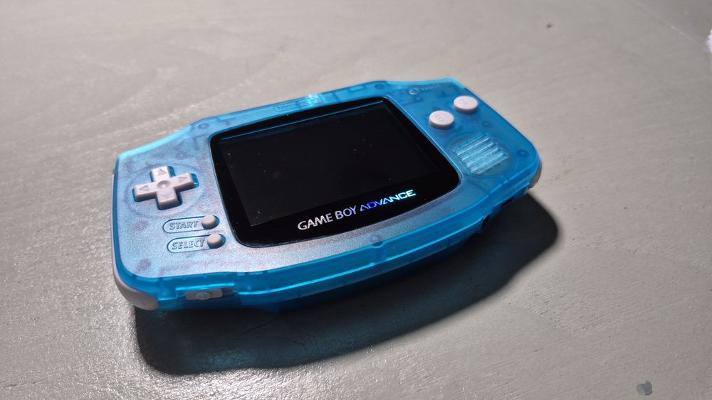 Game Boy Advance com IPS