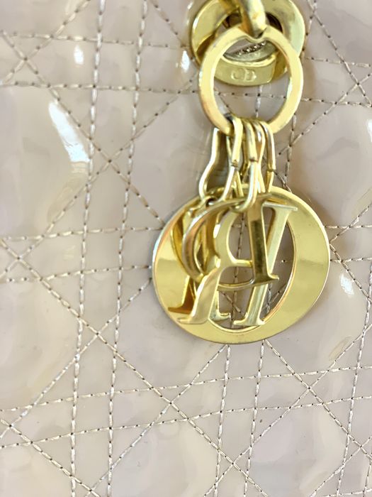 Torebka lady dior lakierowana