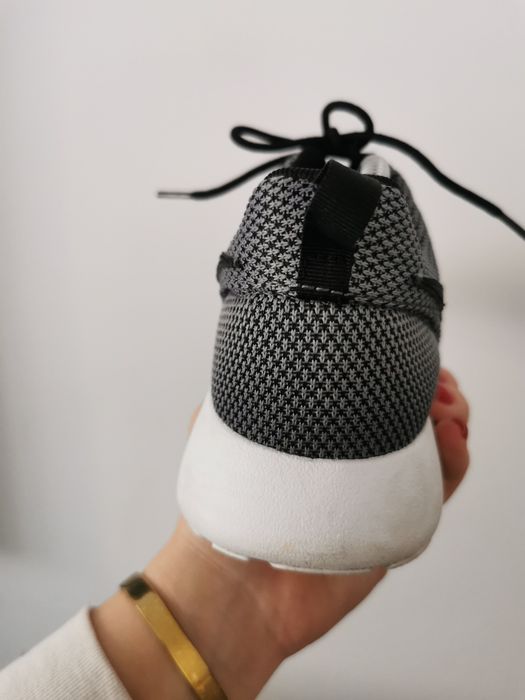 Nike Roshe Run adidasy sportowe damskie 39/25 cm