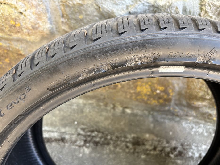 Pneus Hankook 285/30R21 100W