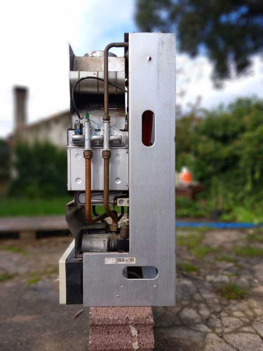 Boiler/Central Heating432789149912944644