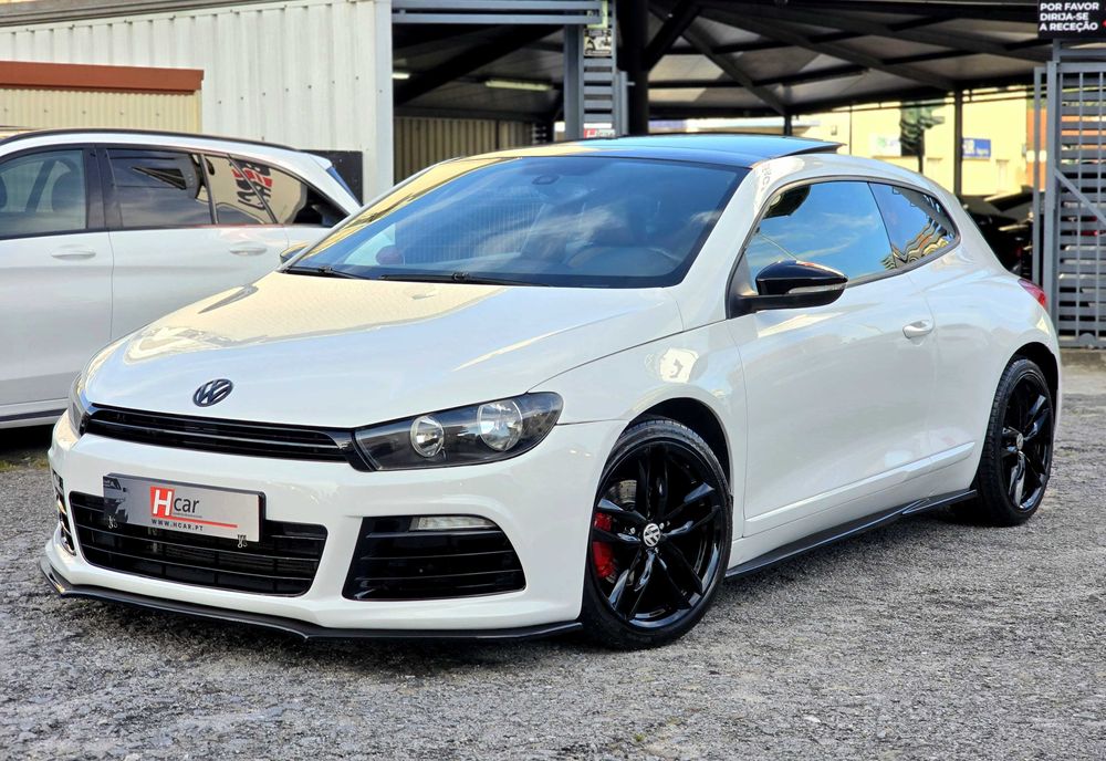 VOLKSWAGEN SCIROCCO 2.0TDI 140Cv "FULL EXTRAS"