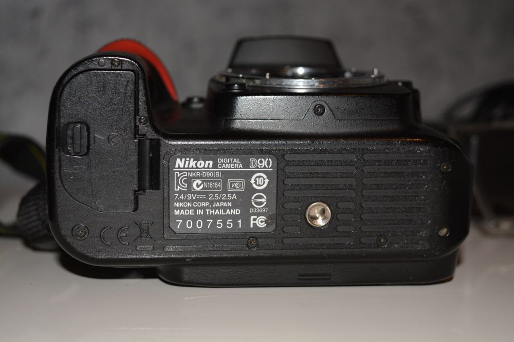 Aparat Nikon D90 Body