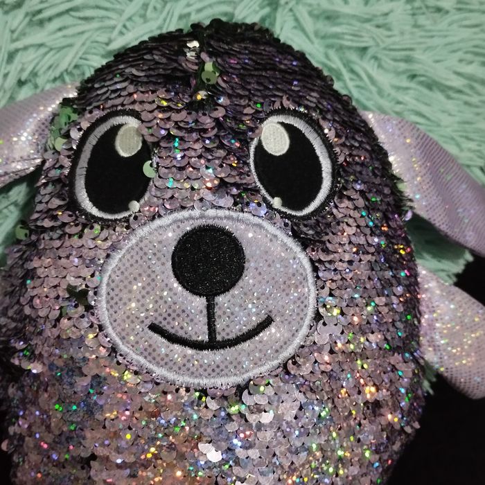 Pluszak, cekiniak, Shimmeez