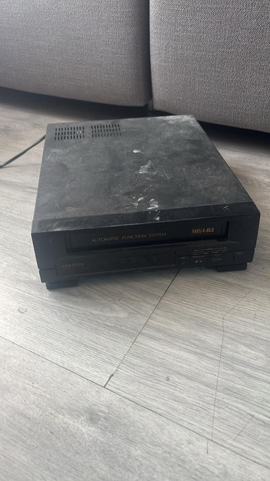 Magnetowid, odtwarzacz VHS Orion Model N500E