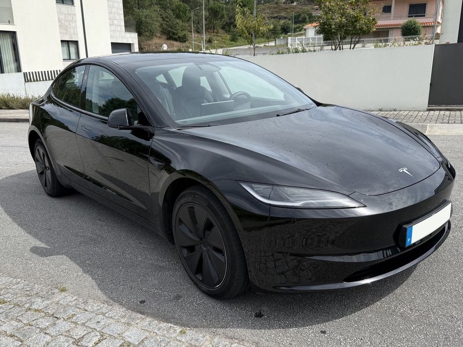 Tesla Model 3 RWD RWD