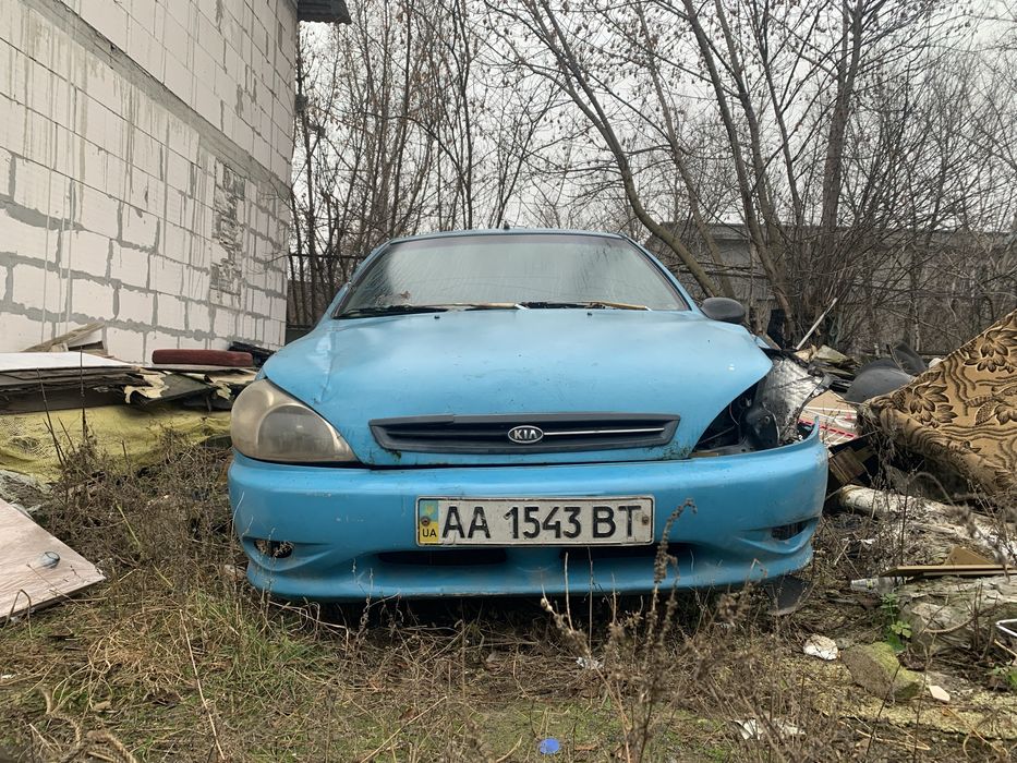 Киа рио 2002 года находу
