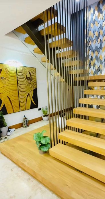 Schody na konstrukcji