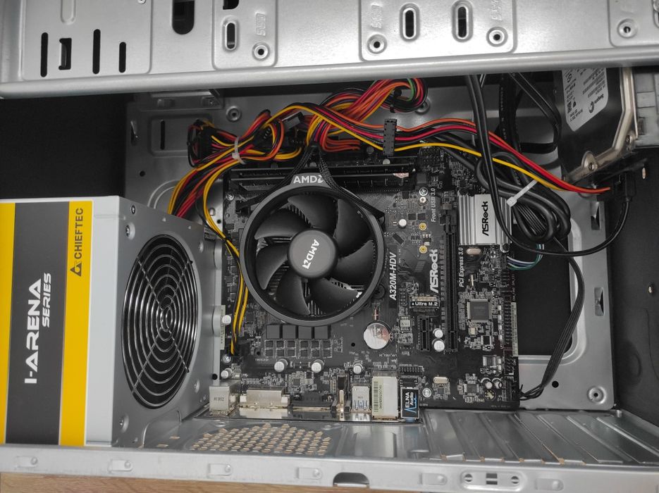 Комп'ютер потужний Ryzen 3 2200g