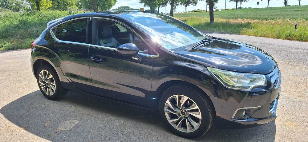 DS4 SoChic 1.2 130CV