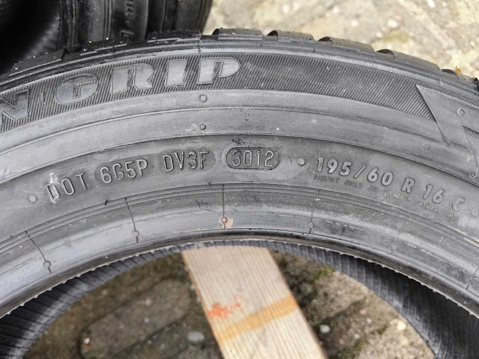 Komplet 4 sztuki nowki nówki 4× opony zimowe 195/60 R16 C 99/97T 16 16" Semperit VanGrip NOWE opona zimowa zima zimówka zimówki wysyłka odbiór 24h