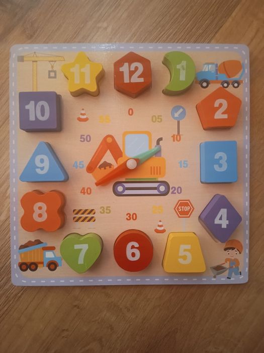 Zabawka puzzle zegar