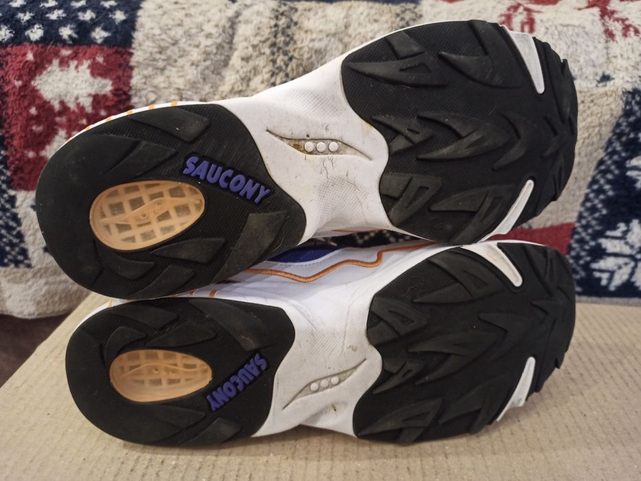 Saucony 3D Grid Hurricane розмір 42