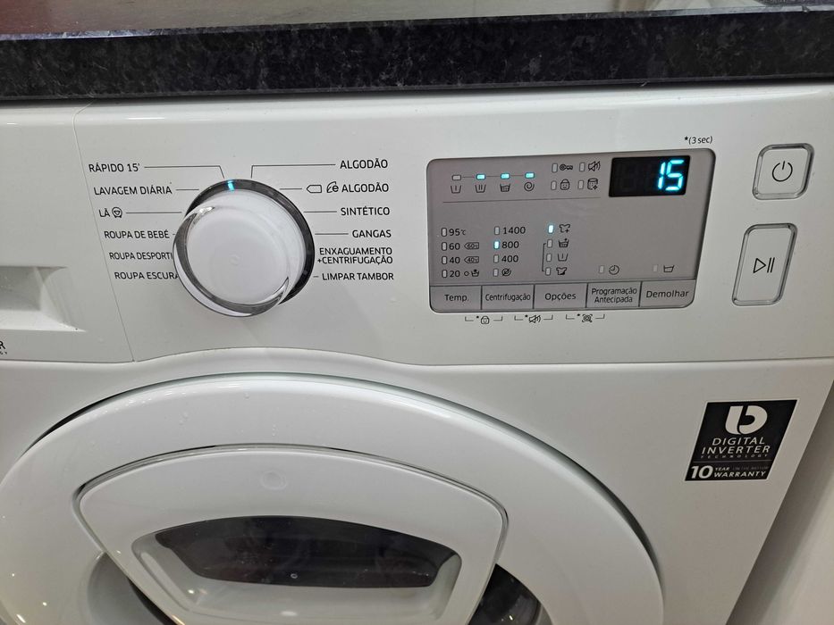 Máquina de lavar roupa