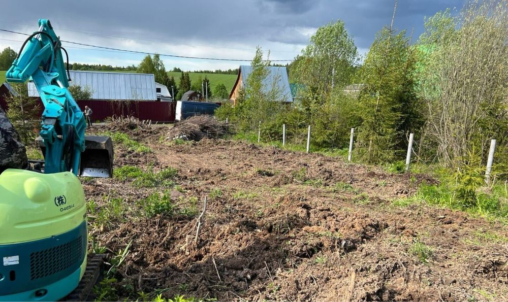 Розчищення ділянок, Вирівнювання землі.