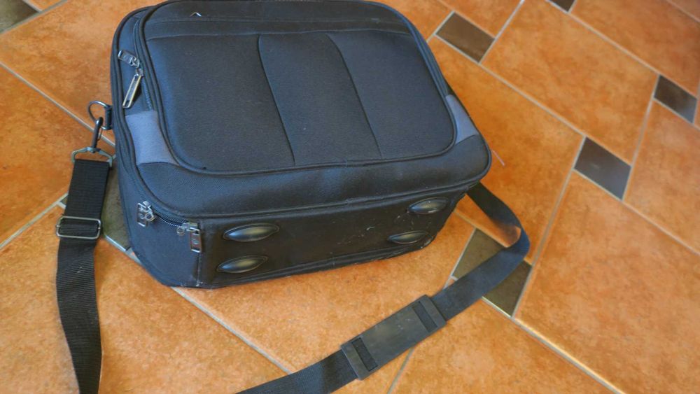 Torba kabinowa laptop itp.