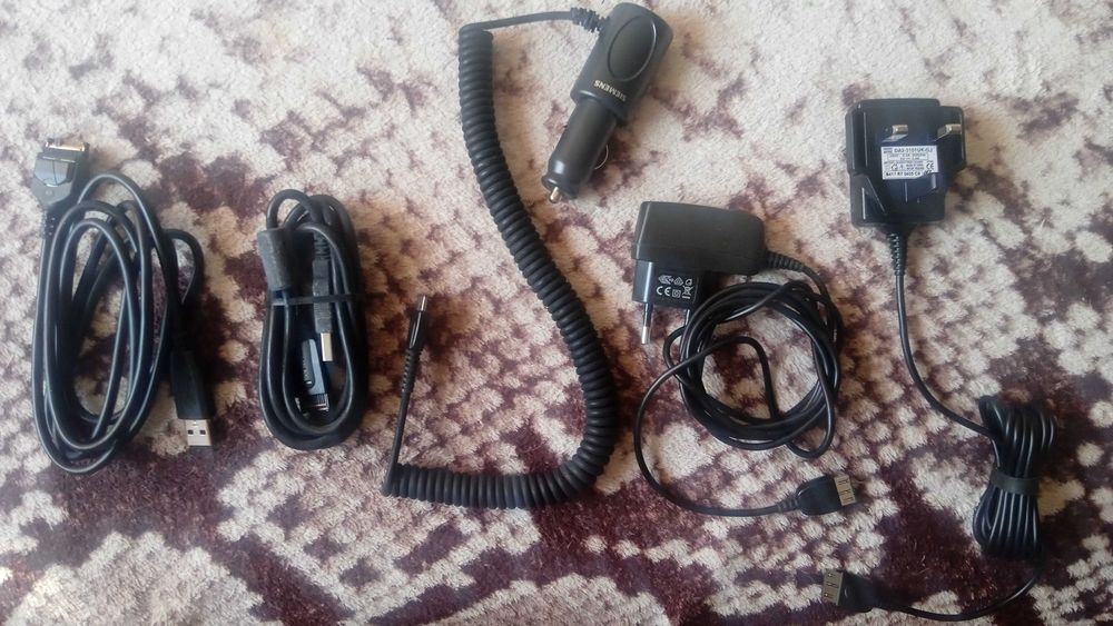 Зарядные устройства Дата кабели. Старые модели. Корпуса.