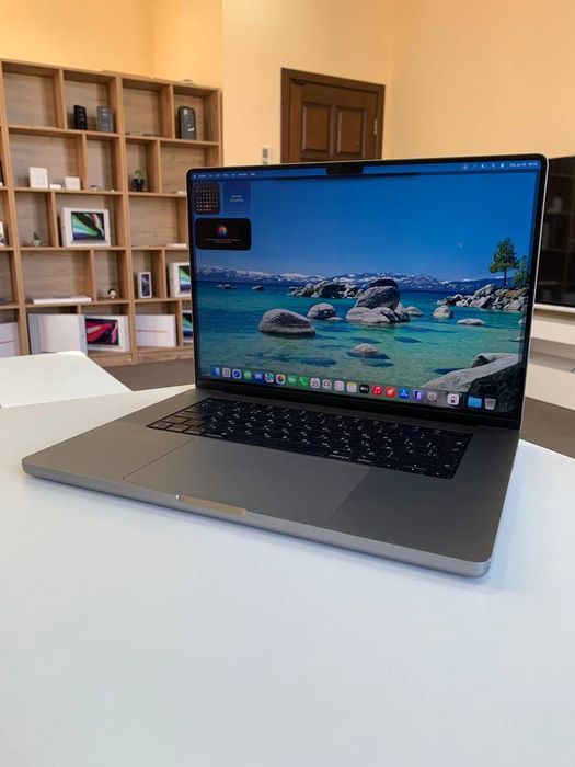 Ноутбук APPLE MacBook Pro 16" 2021 Space Gray M1 Pro 32Gb / 512Gb