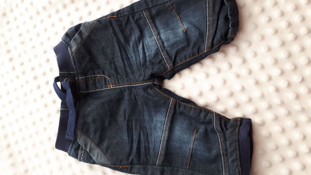 Spodnie niemowlęce ocieplane 62