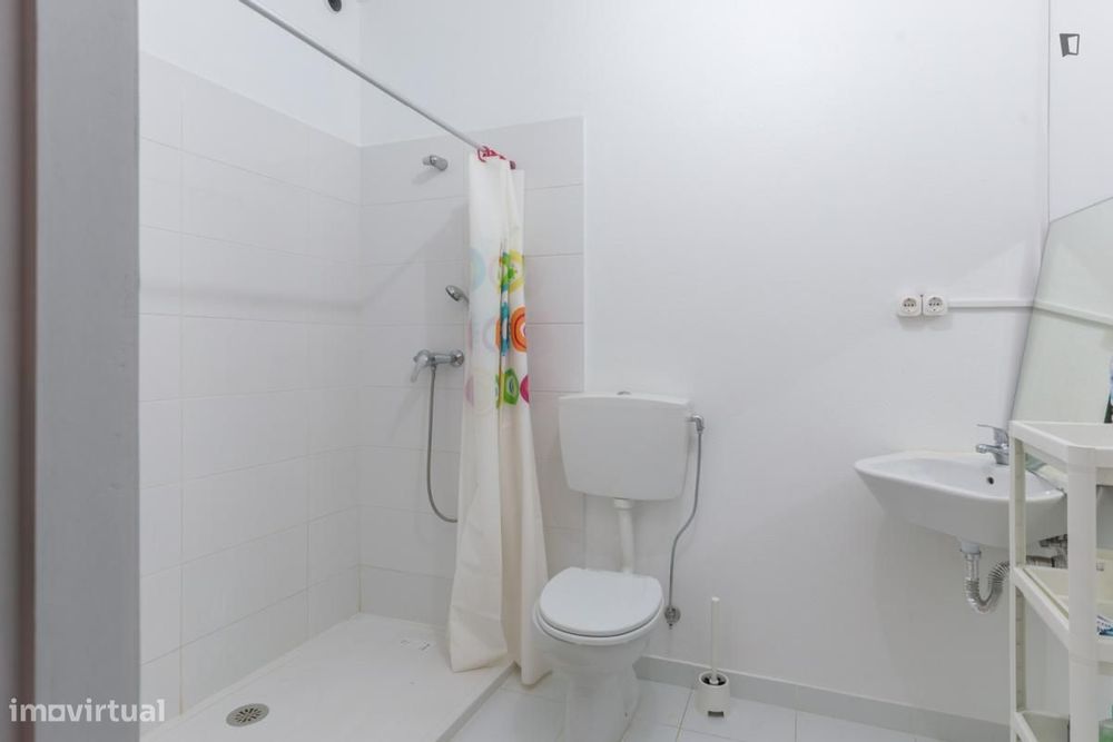 Quarto - localizado em Bonfim Porto