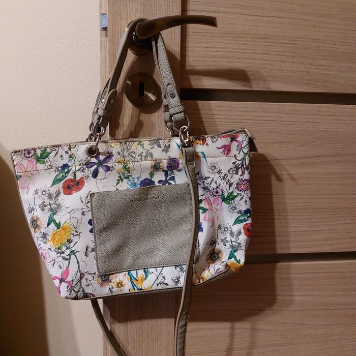 Torebka w kwiaty David Jones